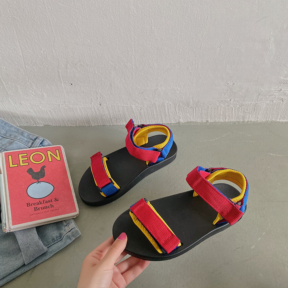 Girls flat sandals